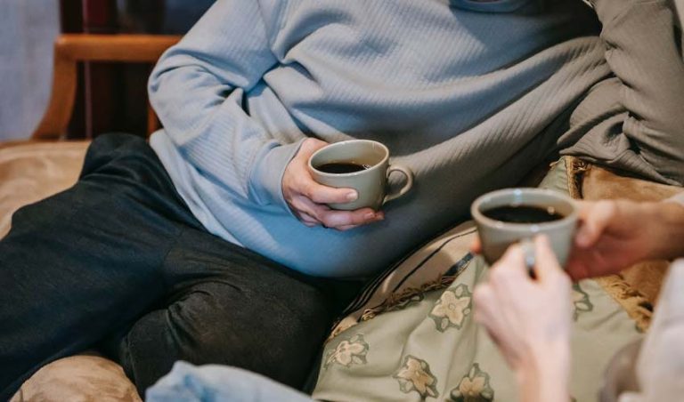 Get Paid to Cuddle: Work as a Professional Cuddler - ivetriedthat